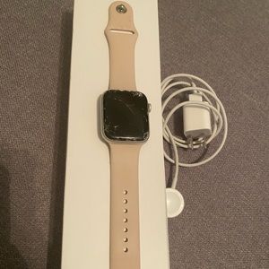 Apple Watch Series 4